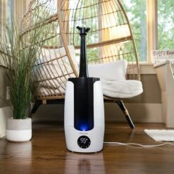 Airvana Aspire 2.25 Gal. Ultrasonic Cool Mist Humidifier 35 Airvana Aspire 2.25 Gal. Ultrasonic Cool Mist Humidifier -FRIGIDAIRE Sales Shop airvana aspire av200hum ultrasonic cool mist humidifier white lifestyle 1