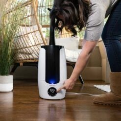 Airvana Aspire 2.25 Gal. Ultrasonic Cool Mist Humidifier 38 Airvana Aspire 2.25 Gal. Ultrasonic Cool Mist Humidifier -FRIGIDAIRE Sales Shop airvana aspire av200hum ultrasonic cool mist humidifier white lifestyle 4