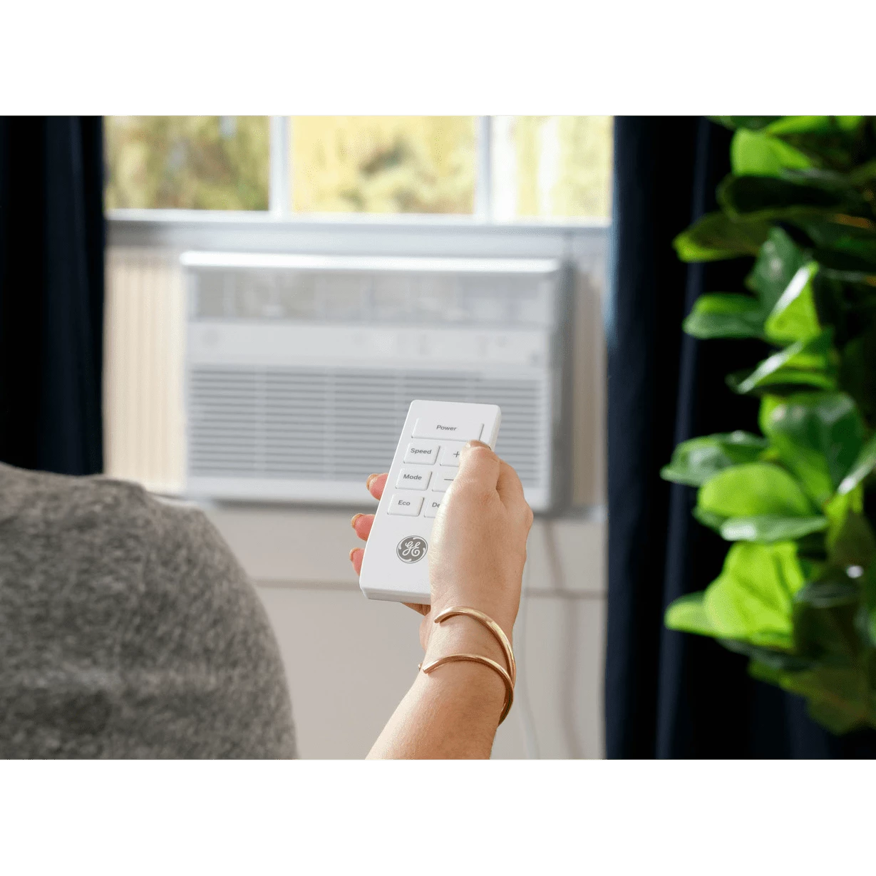 GE 12,000 BTU Window Air Conditioner W/ Heat 7 GE 12,000 BTU Window Air Conditioner W/ Heat - Image 5