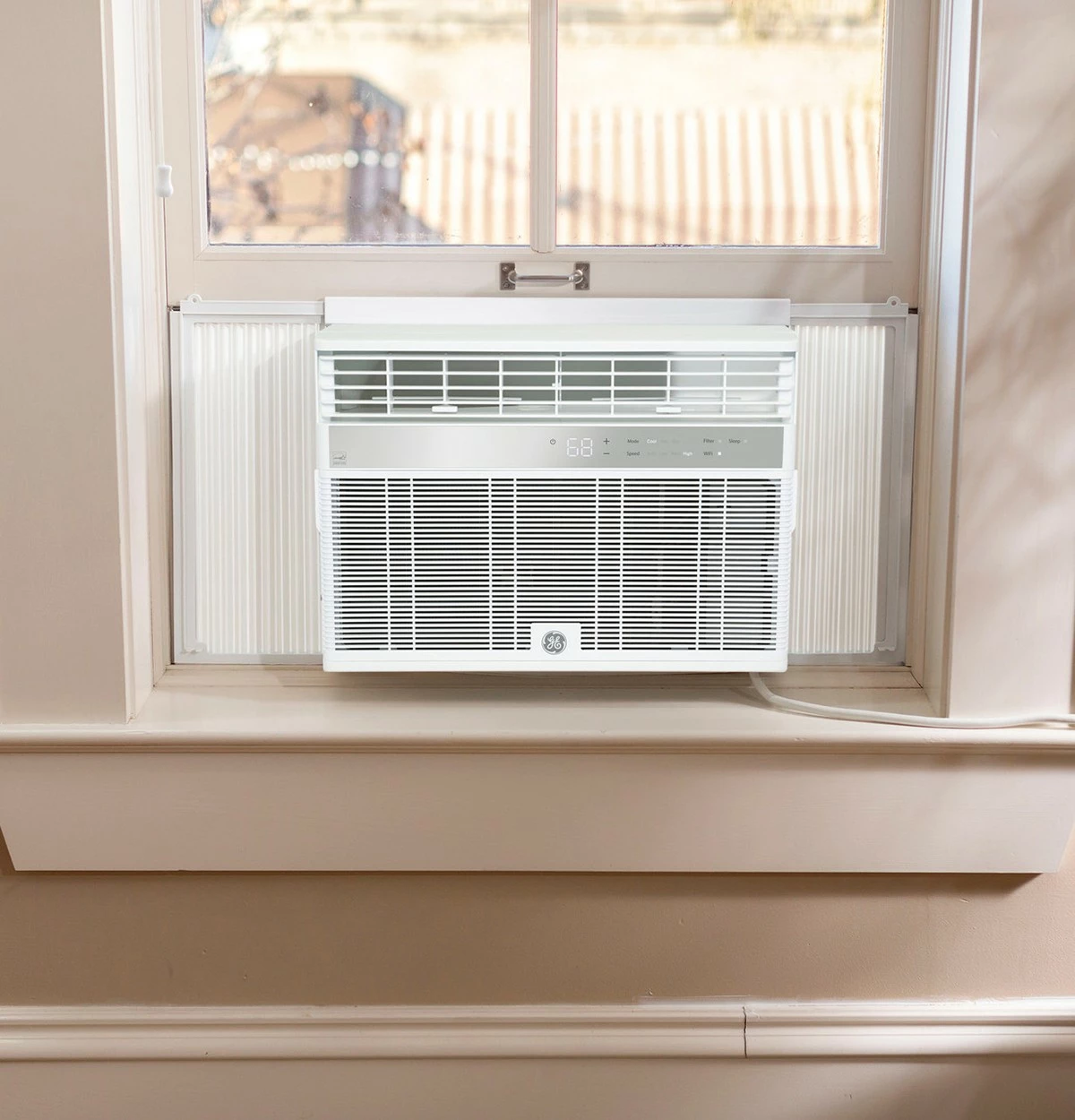 GE 8,000 BTU Window Air Conditioner 7 GE 8,000 BTU Window Air Conditioner - Image 5