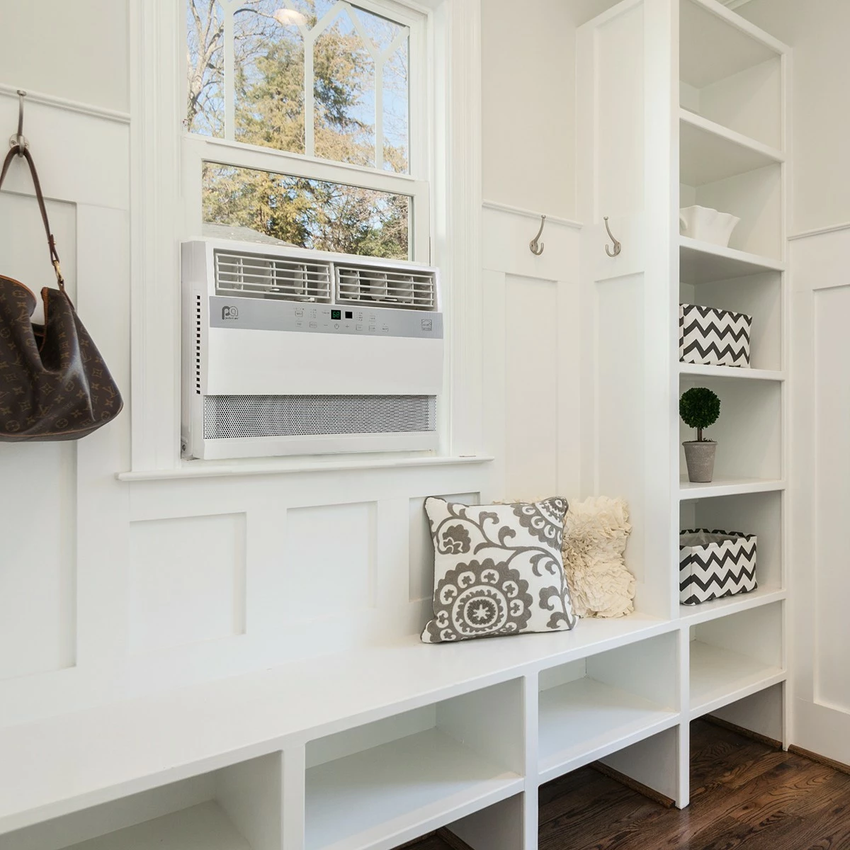 Perfect Aire 12,000 BTU Flat Panel Window Air Conditioner 7 Perfect Aire 12,000 BTU Flat Panel Window Air Conditioner - Image 5