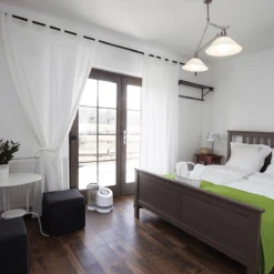 Vornado EV100 Whole Room Humidifier -FRIGIDAIRE Sales Shop vornado ev100 humidifier lifestyle